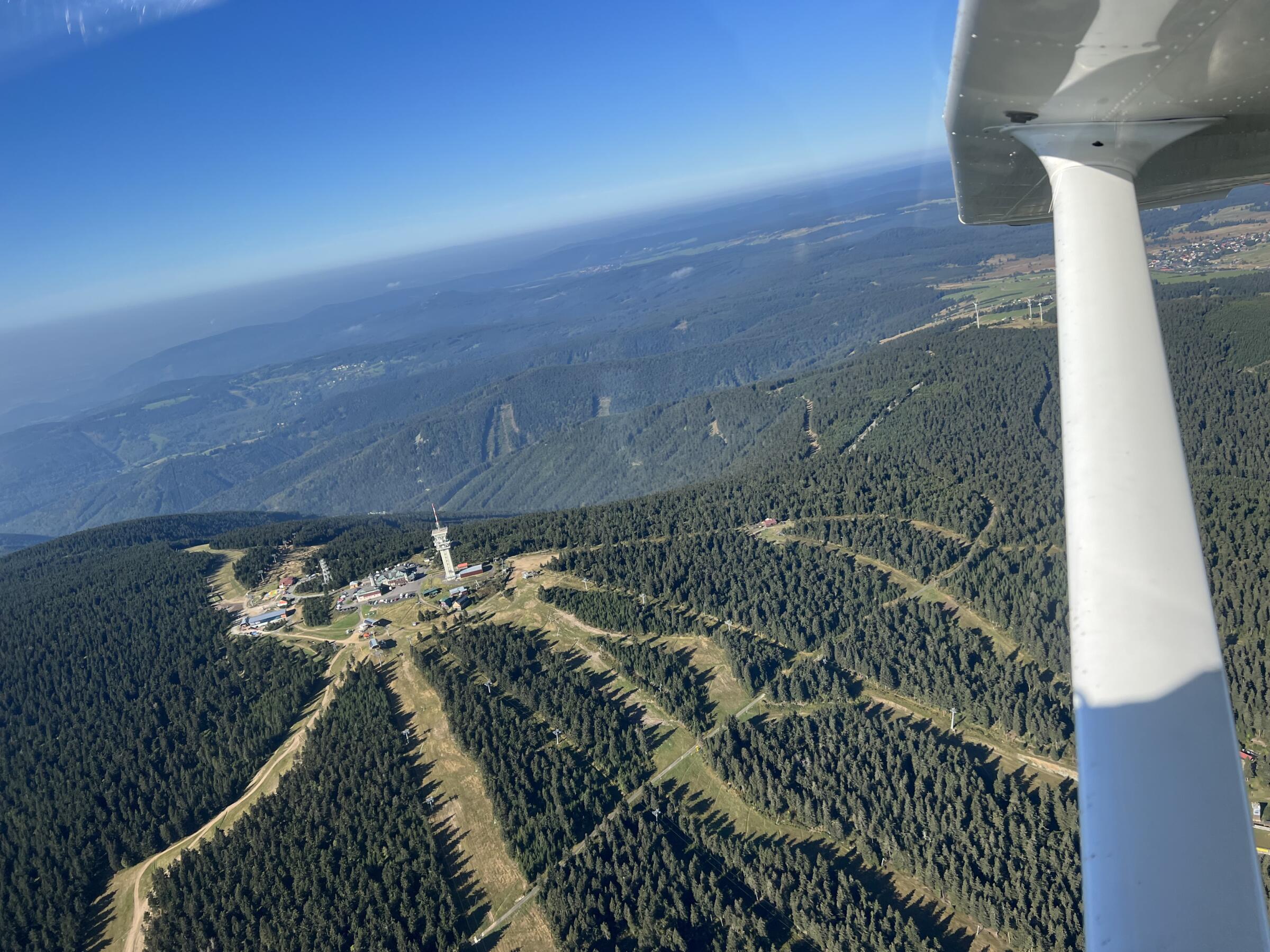 Rundflug über das Erzgebirge - Klinovec